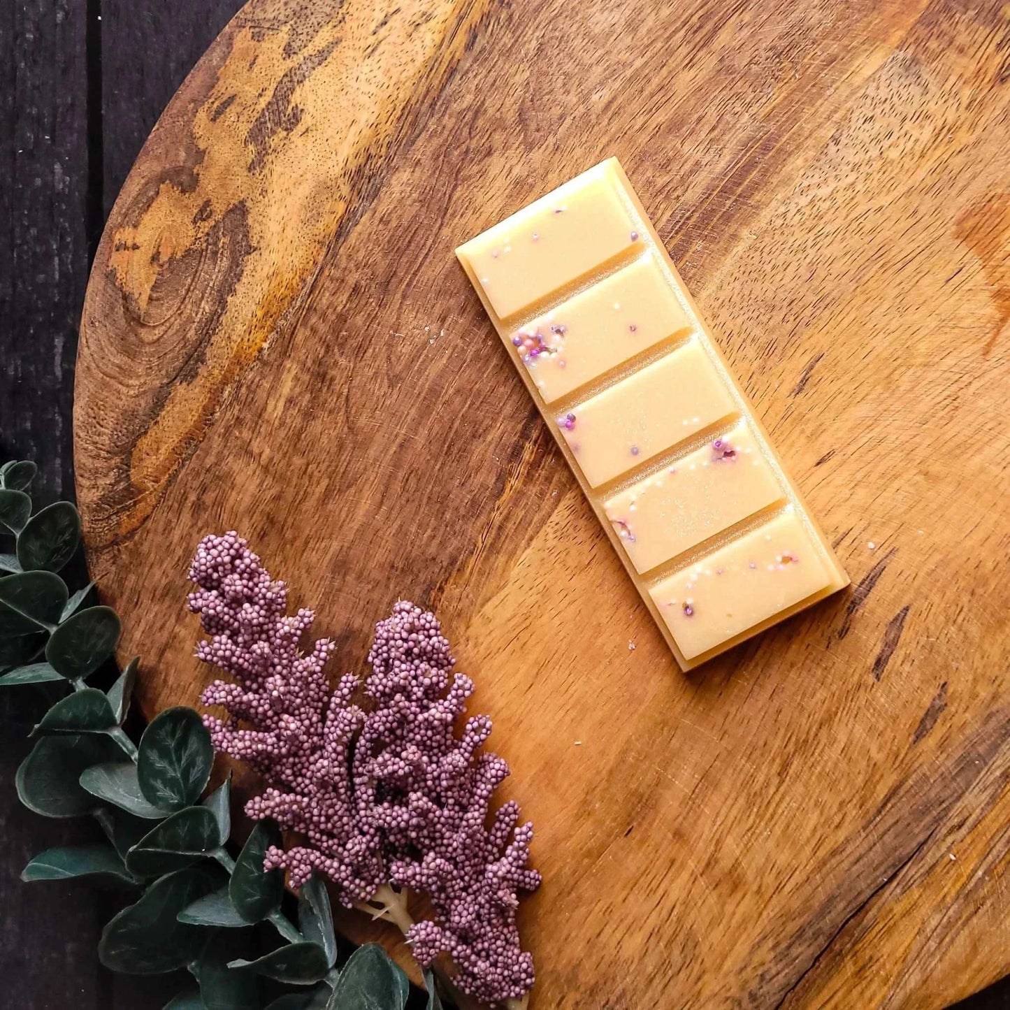 Sugar Cookie Waxmelt with lemon, shortbread, and sugar aroma on wooden board. Vegan-friendly soy wax.